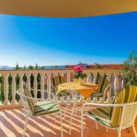 Mit Balkon Und Meerblick Appartamento