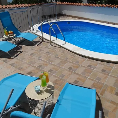 Appartamento Mit Balkon Und Meerblick Crikvenica