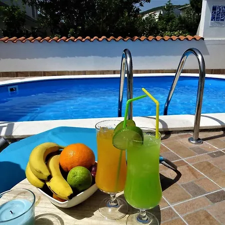 Appartamento Mit Balkon Und Meerblick